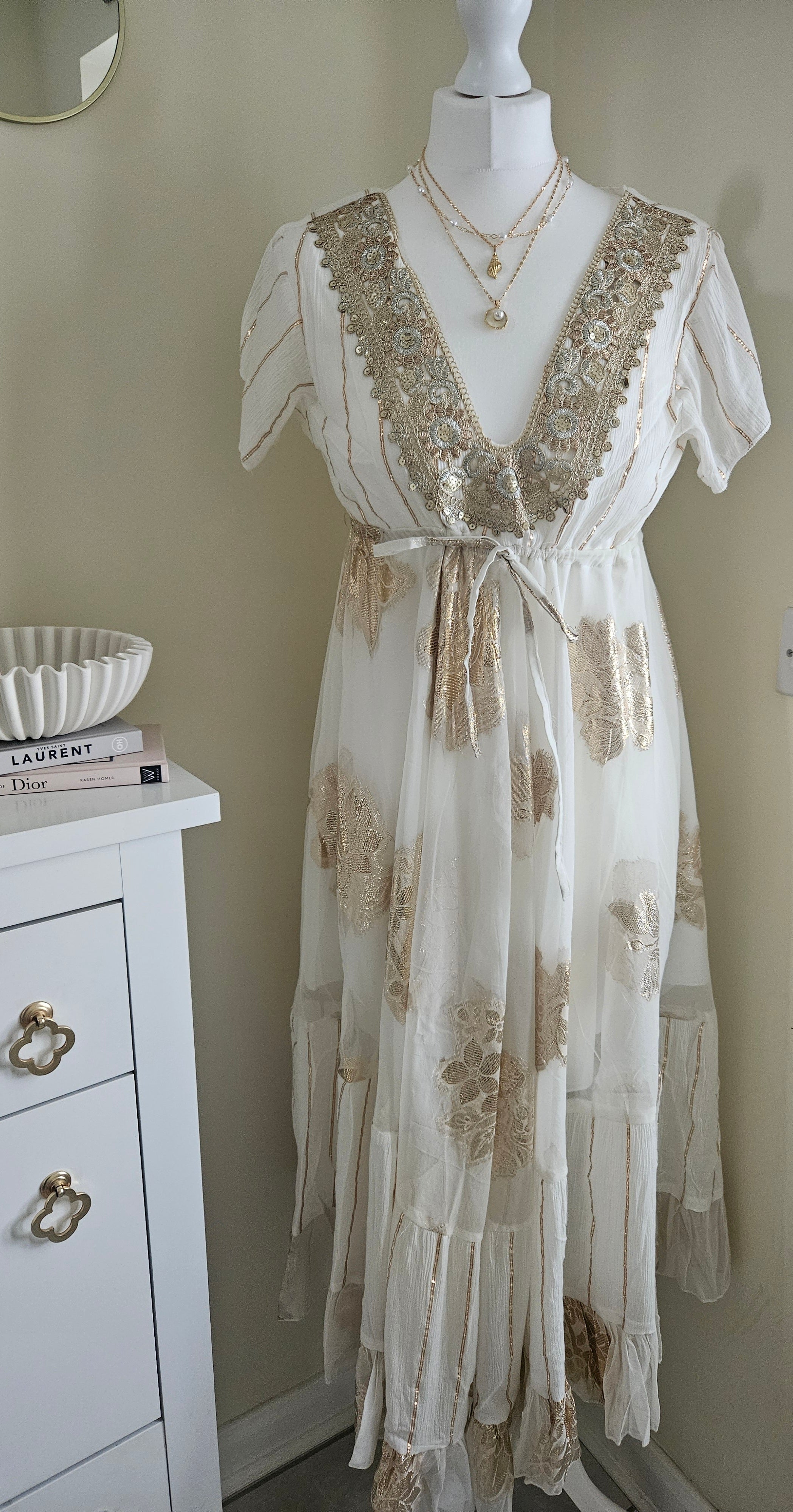 Medina dress - White and gold