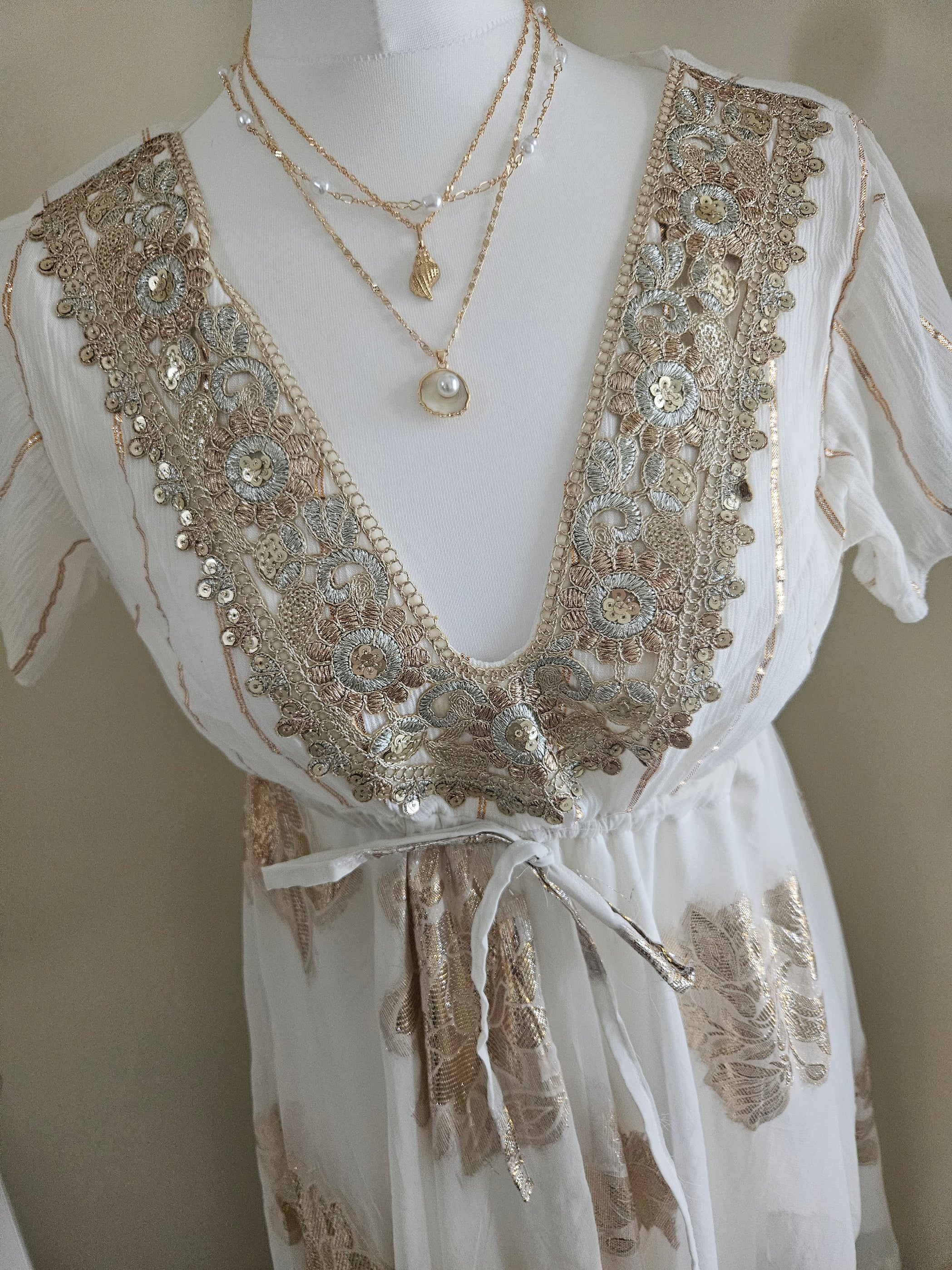 Medina dress - White and gold