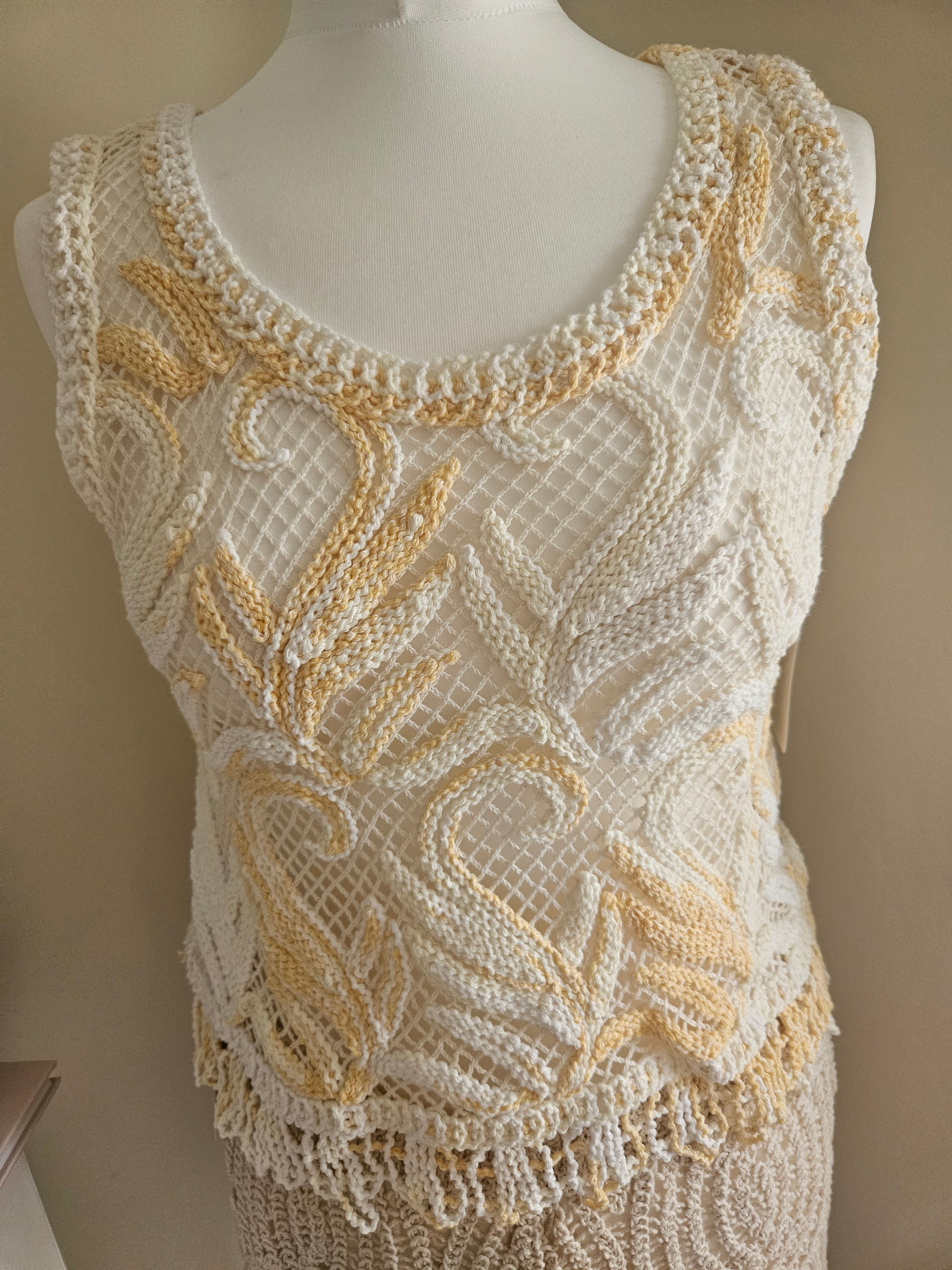 Lottie sleeveless crochet top - Yellow and beige